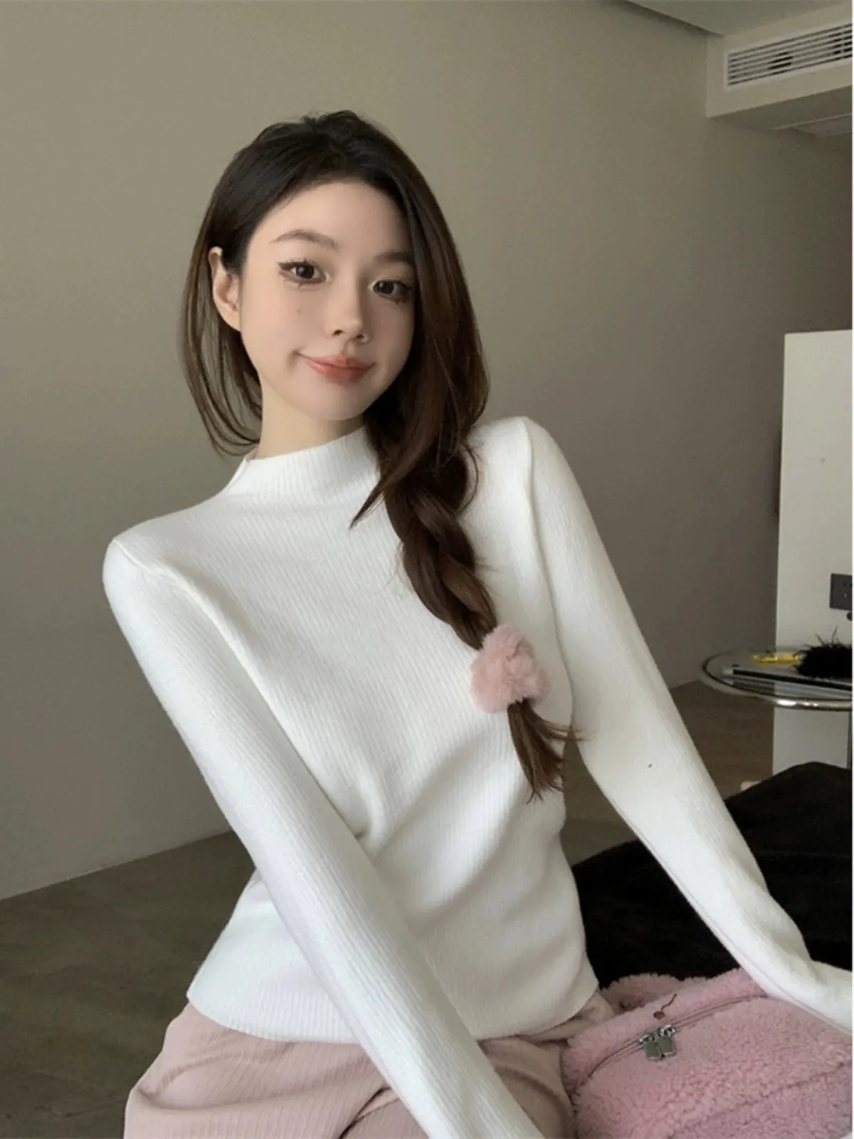 Fleece and thickened semi-turtleneck knitwear sweater