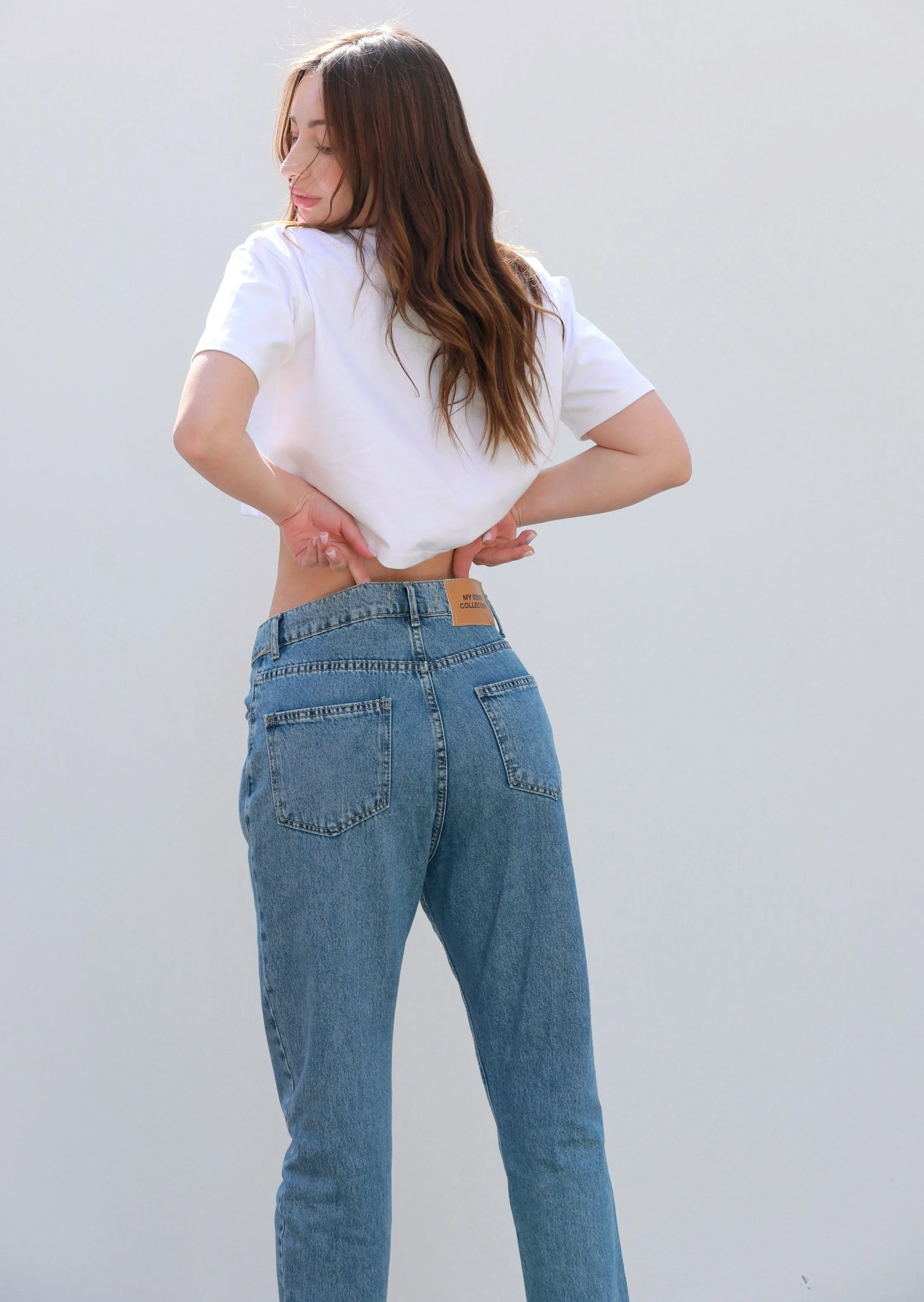 MOM JEANS