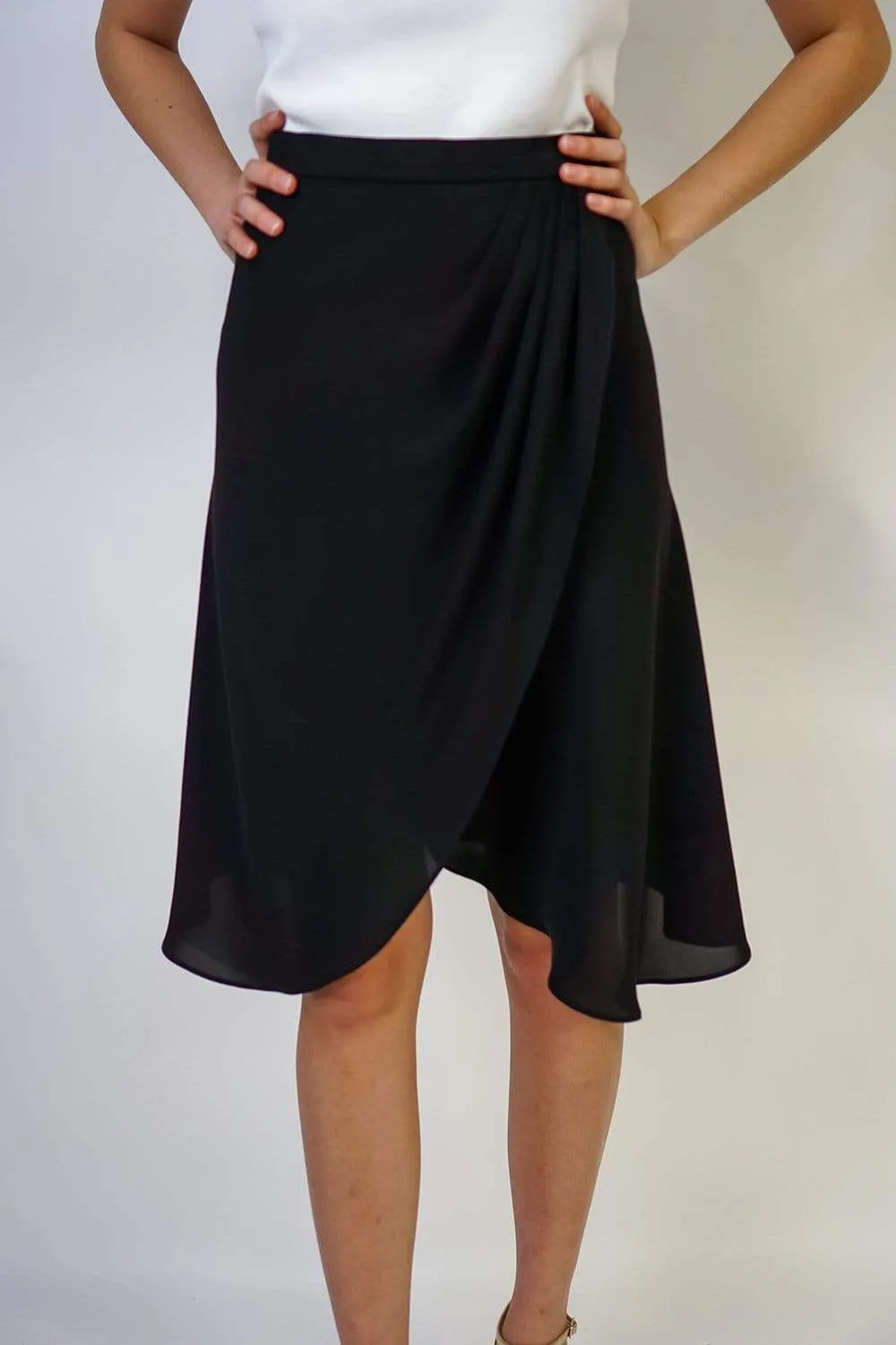 Trixie Knee Skirt Black