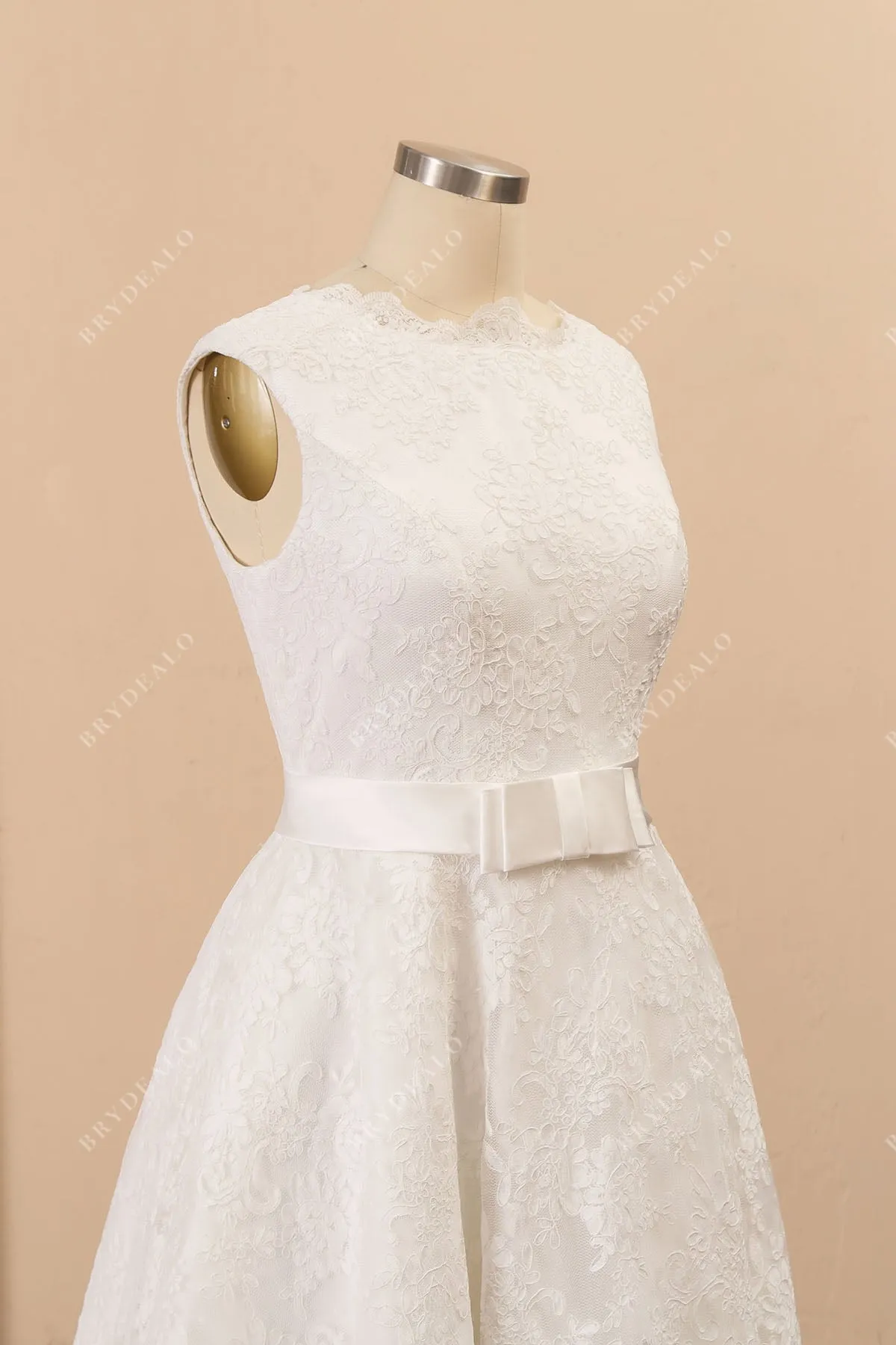 Vintage Lace Tea Length Cap Sleeve Casual Wedding Dress