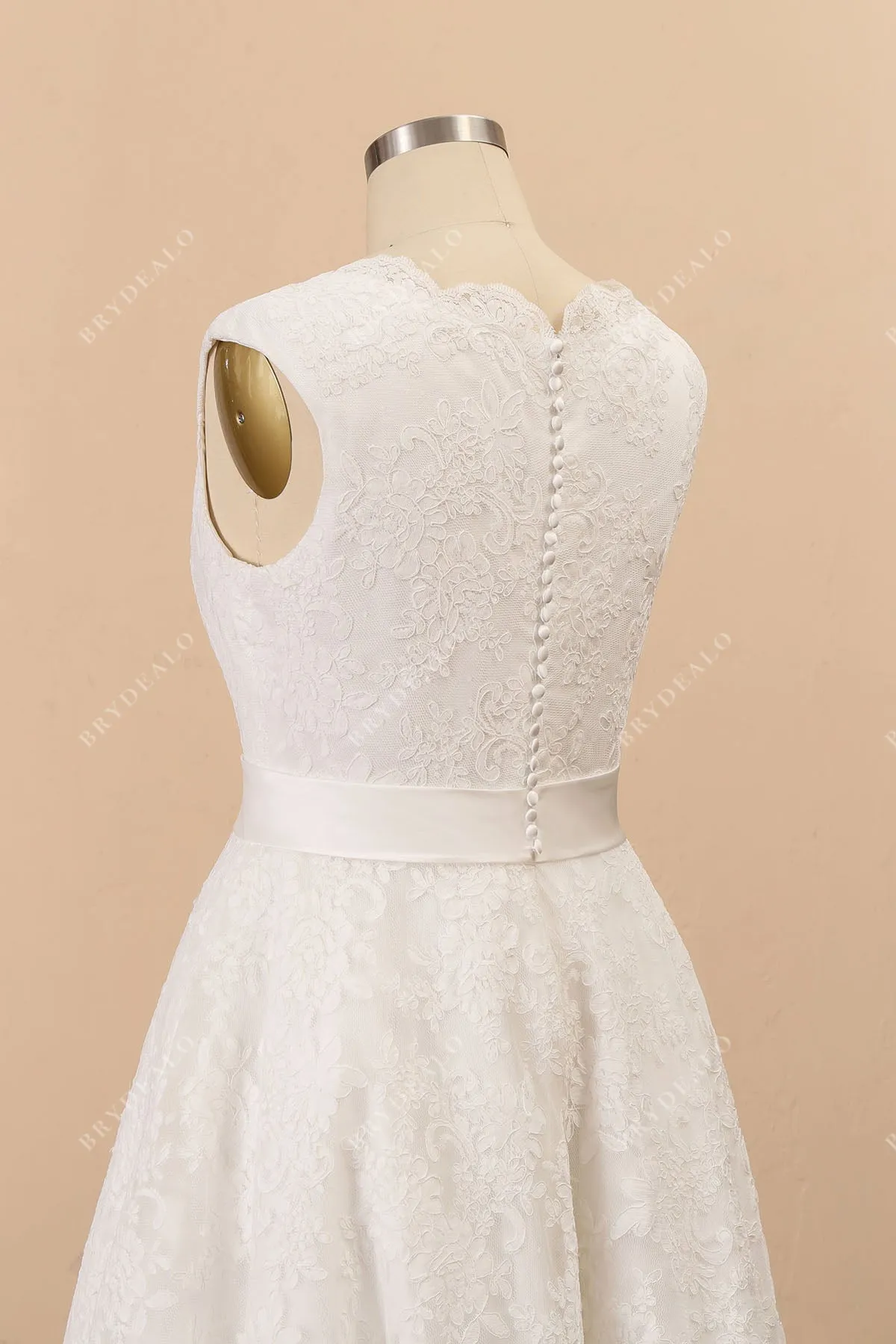 Vintage Lace Tea Length Cap Sleeve Casual Wedding Dress